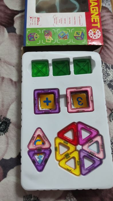 Магнитный конструктор 20 деталей