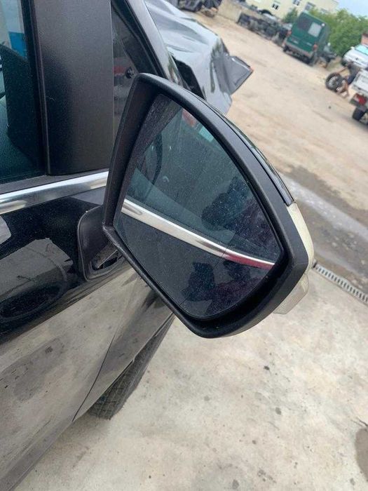 Dezmembrez Ford KUGA 1 2.0D/stopuri/usa/bara/haion/interior/roti/volan/navi/comenzi