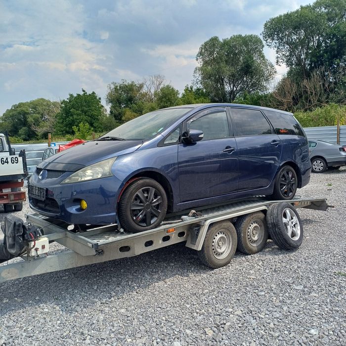 Мицубиши Грандис 2.4 На части