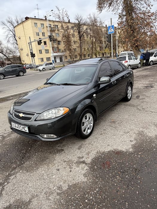 Jentra aftamat arenda vikub