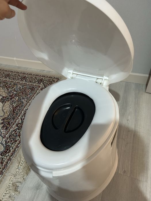 Биотуалет отдам даром