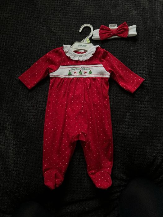 Коледни бебешки дрешки от Англия