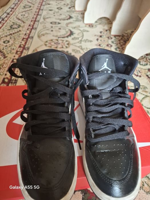 Оригиал Nike Air Jordan 1mid