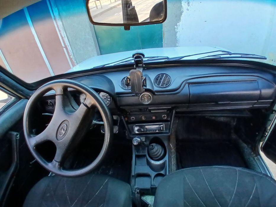 Vaz 2106 sotiladi yoki matizga barter