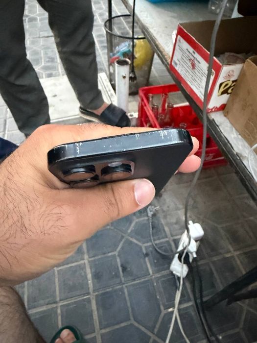 Срочно! Продается Iphone 16 pro 256gb, ёмкость 92%