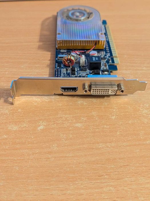 Placa video retro Pegatron Geforce 315  1GB