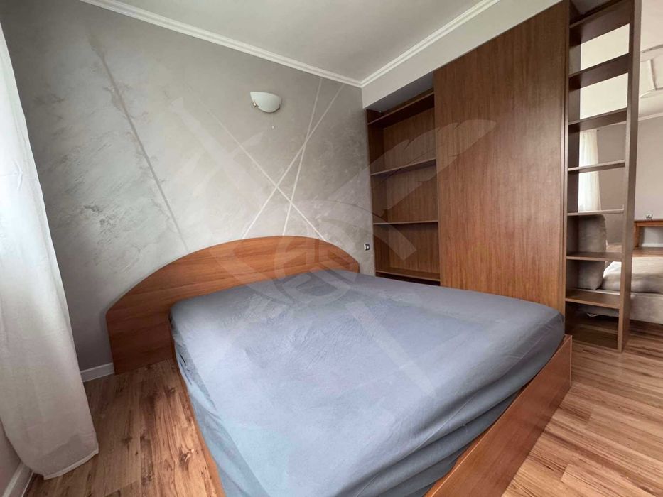 Дава се под наем Едностаен апартамент в Варна, м-т Траката - 71 кв.м за 500 € - Снимка #2