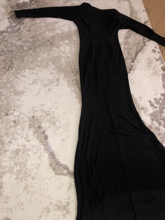 Vand rochie misstio cu lanturi pe spate