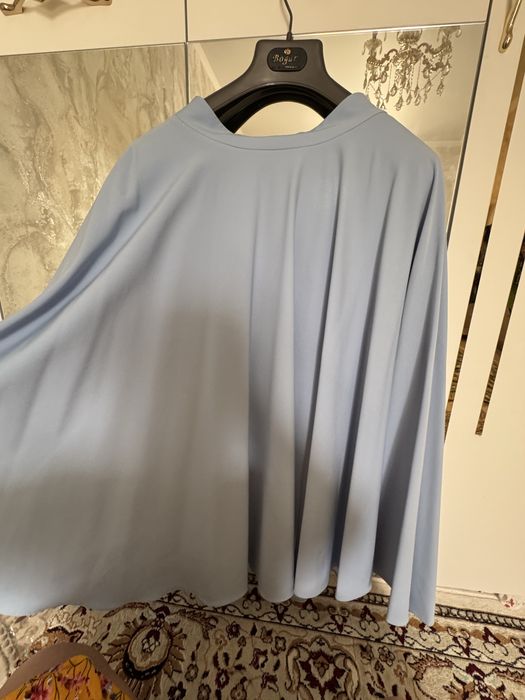 Продаётся новый женский костюм»