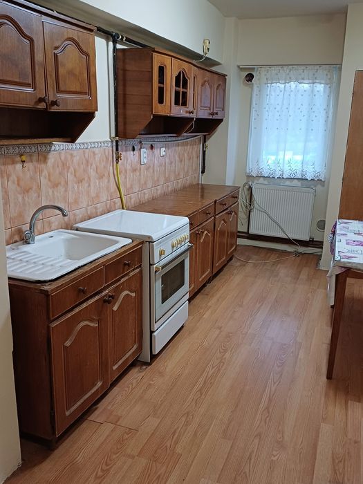 Chirie apartament 2 camere