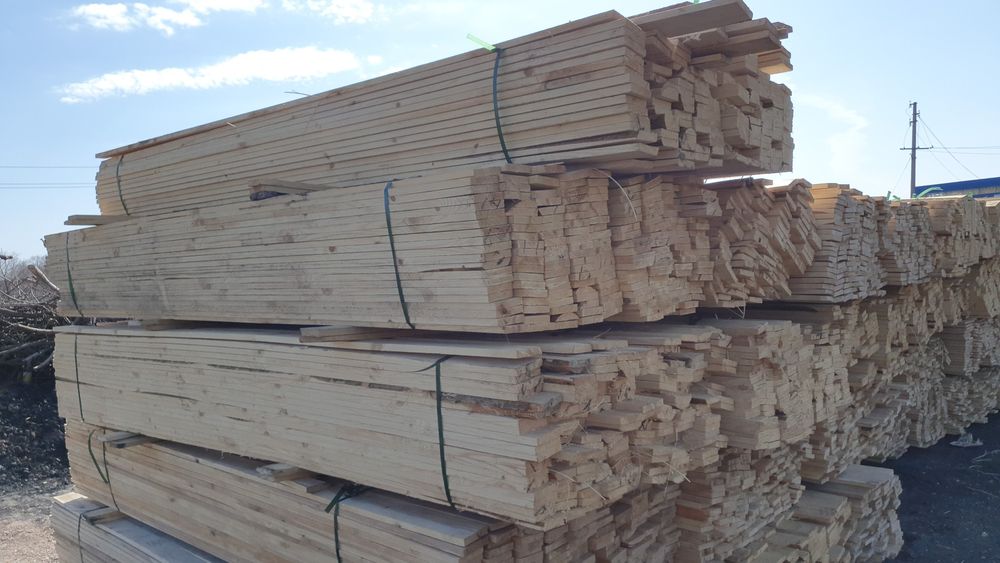 Лес доска пиломатериал