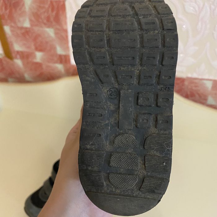 Продам детские сапожки