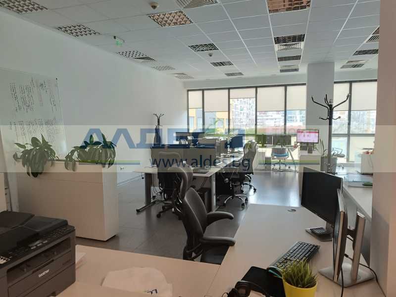Дава се под наем Офис в София, Младост 4 - 291 кв.м за 3344 € - Снимка #5