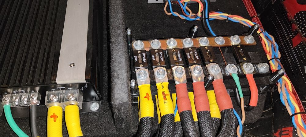 Subwoofer Pride m35, Pride apollo 5000w,2 секция титонат и фальш пол.