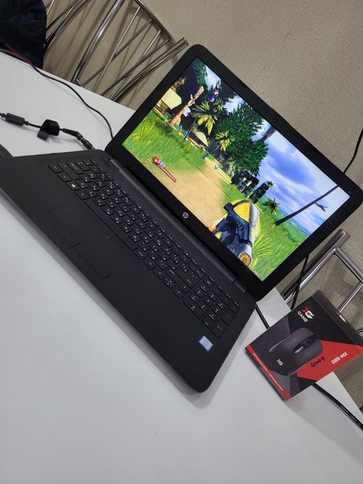 Современный ноутбук HP