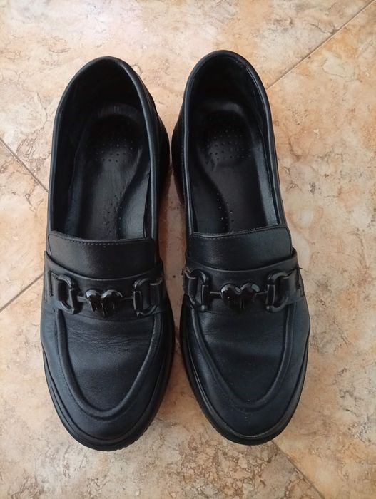 Дамски обувки от естествена кожа