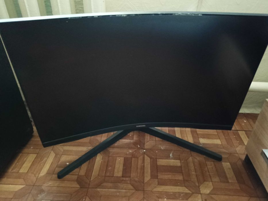 Компьютер (Игровой) с мониторами