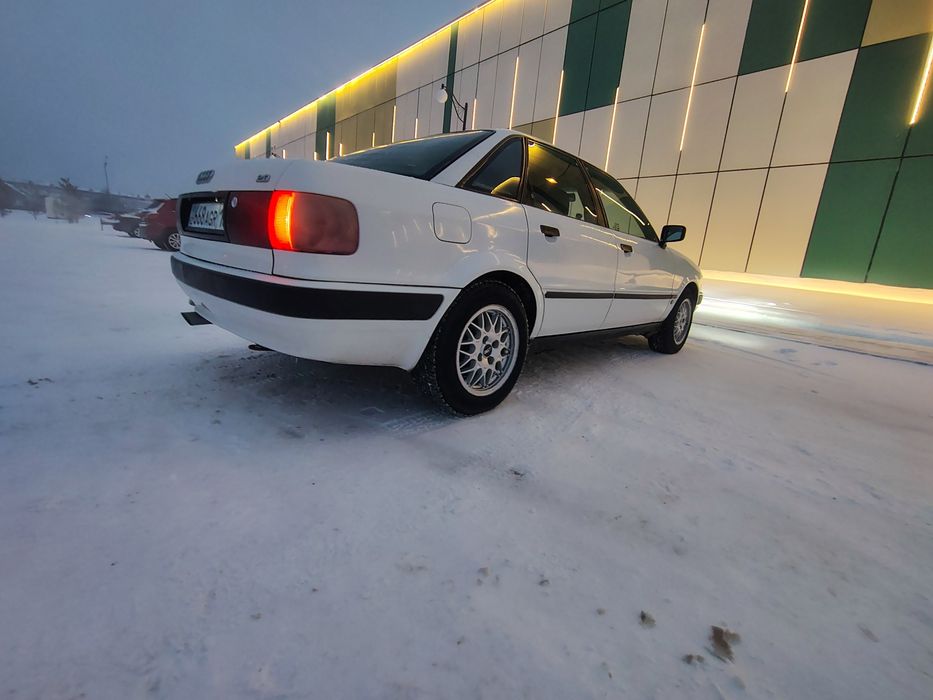 Продам Ауди б4 моно