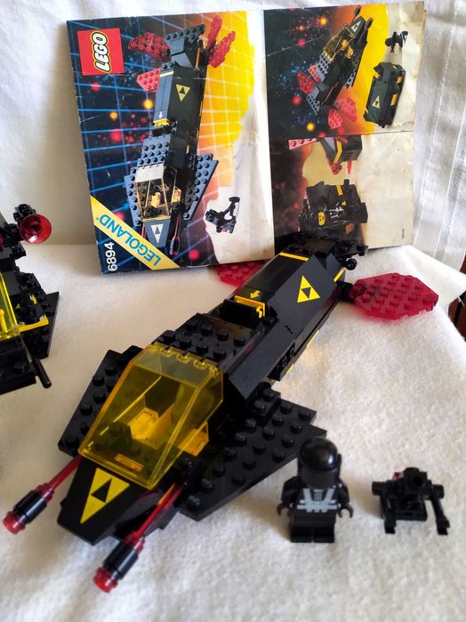 Lego Space Blacktron 6876 Alienator & 6894 Aerial Intruder