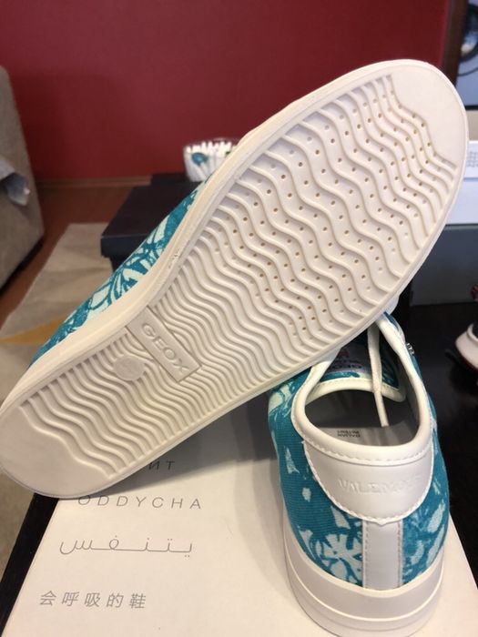 Vand pantofi sport dama marca Geox, marimea 39.