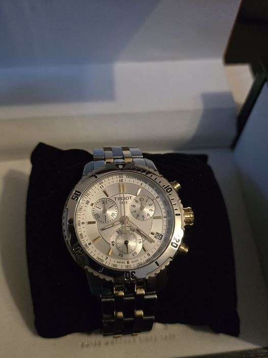 Страхотен часовник Tissot PRS 200