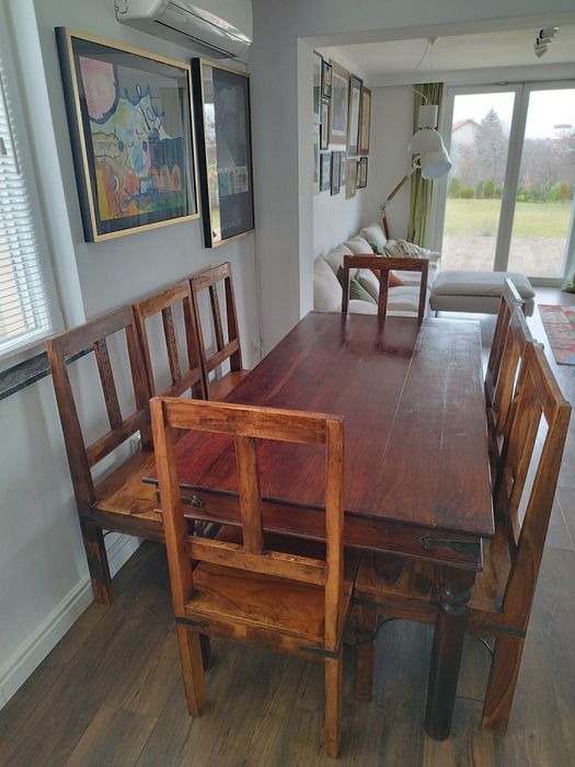 Трапезна маса със столове масив.