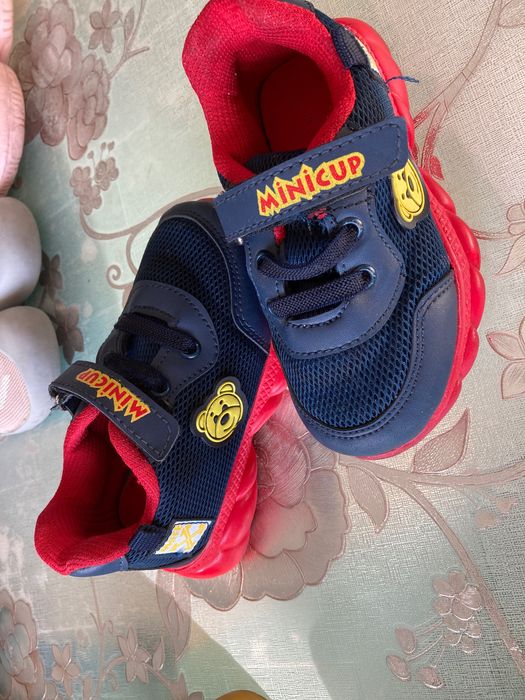 Детски обувки и сандали