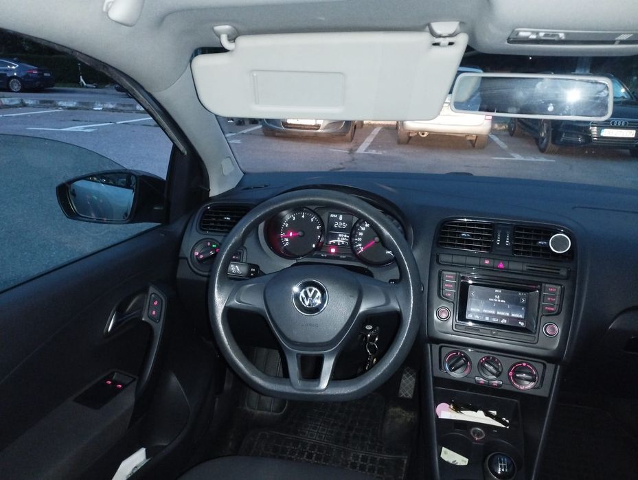 VOLKSWAGEN Polo 2014 — imagine 2