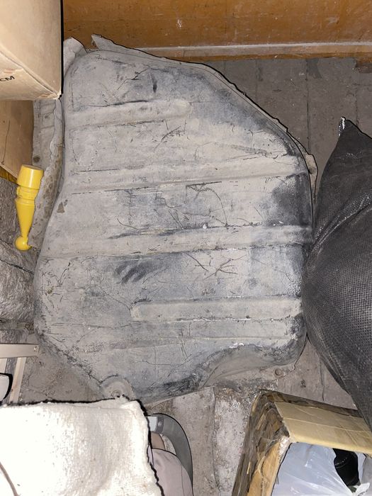 Продам запчасти на митсюбиси галант