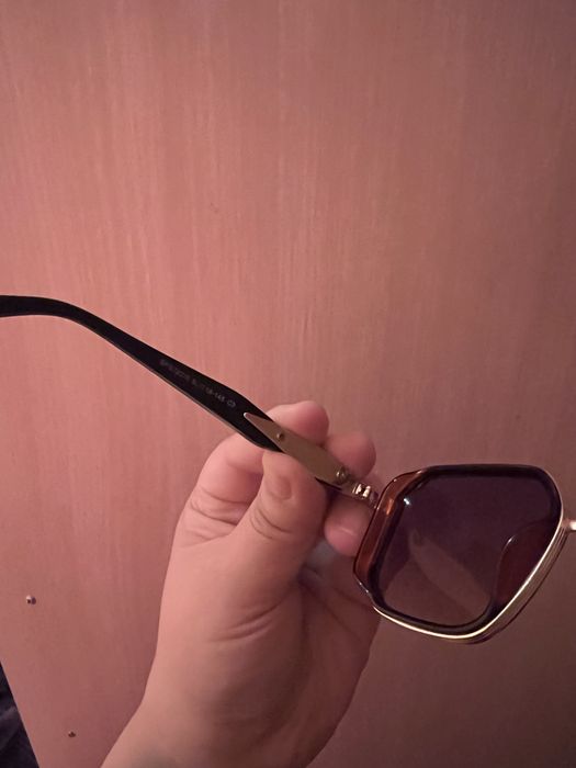 Дамски слънчеви очила Prada