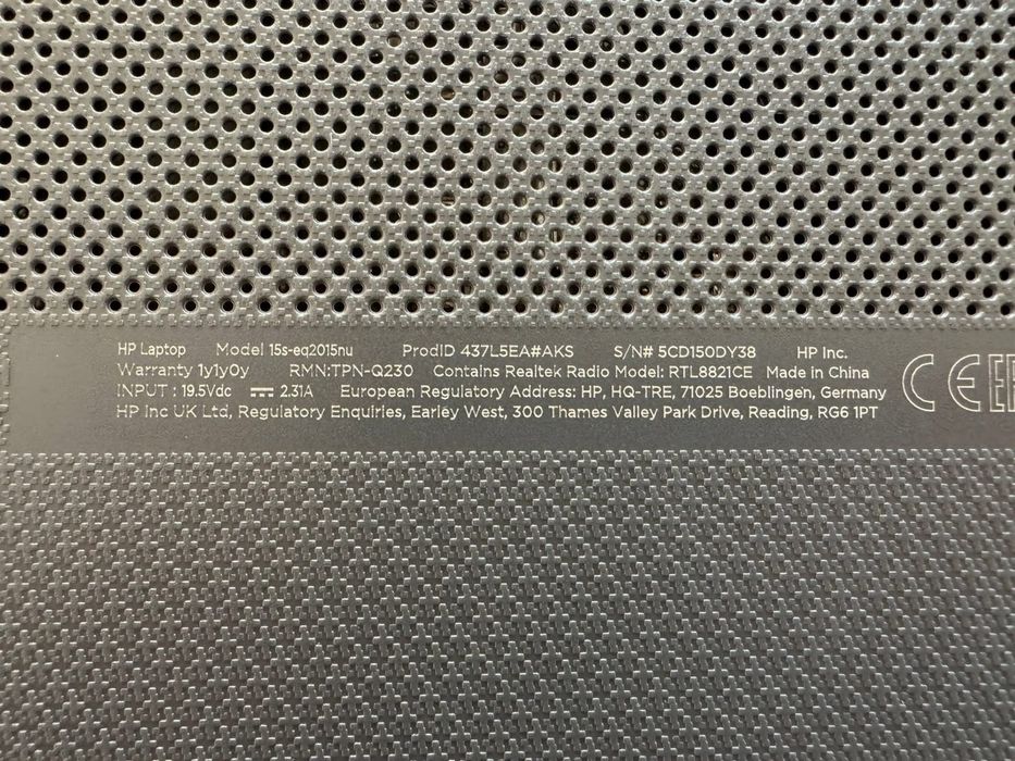 Laptop DELL 15s-eq2015nu