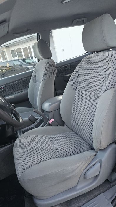 Vând Toyota Hilux 2.5 Diesel 4x4