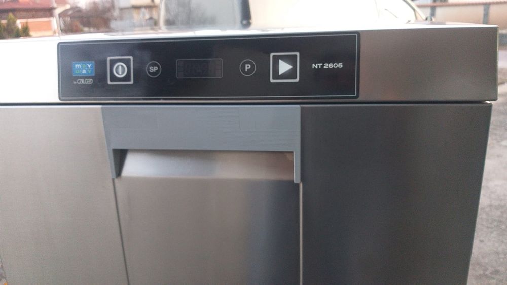 Последен модел професионална миялна машина с дренажна помпа