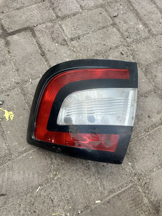 Продам фару шкода рапид задняя