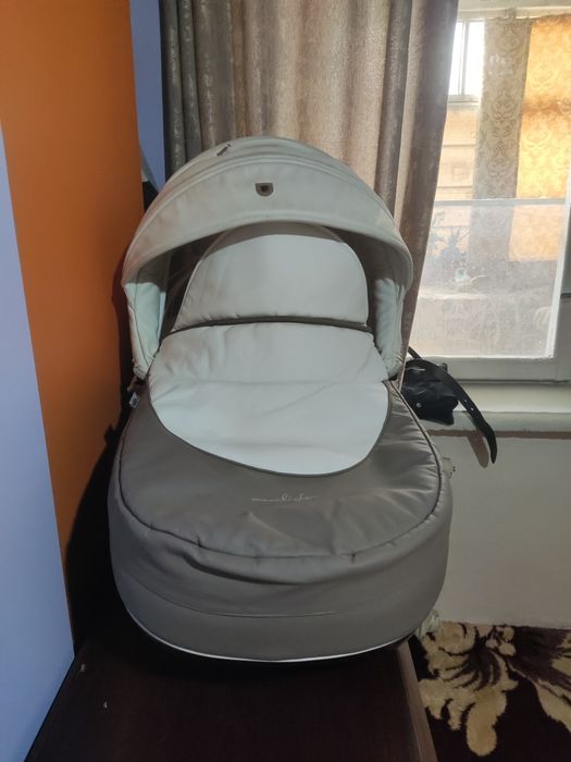 Продаю коляску .