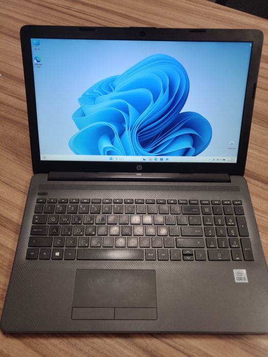 Laptop HP 250 G7 i5-1035G1 Gen 10