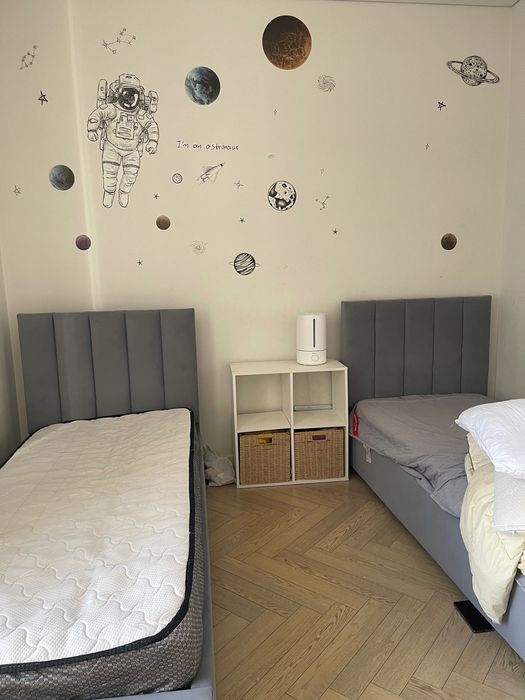 2 кровати с матрасом