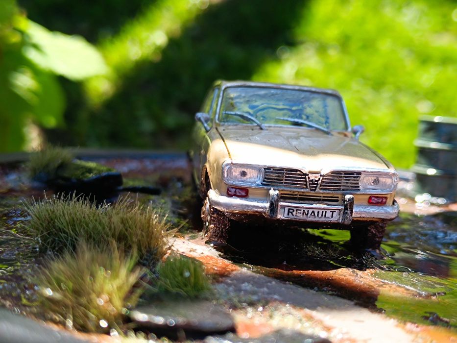 Dioramă handmade „După furtună” scara 1:43 (macheta auto Renault 16)