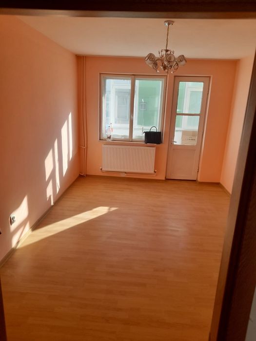 Apartament 2 camere de inchiriat