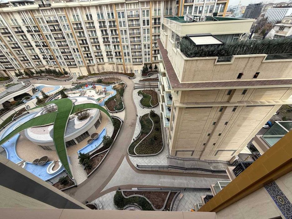 Квартира Пентхаус в Mirabad Avenue 270кв.м.