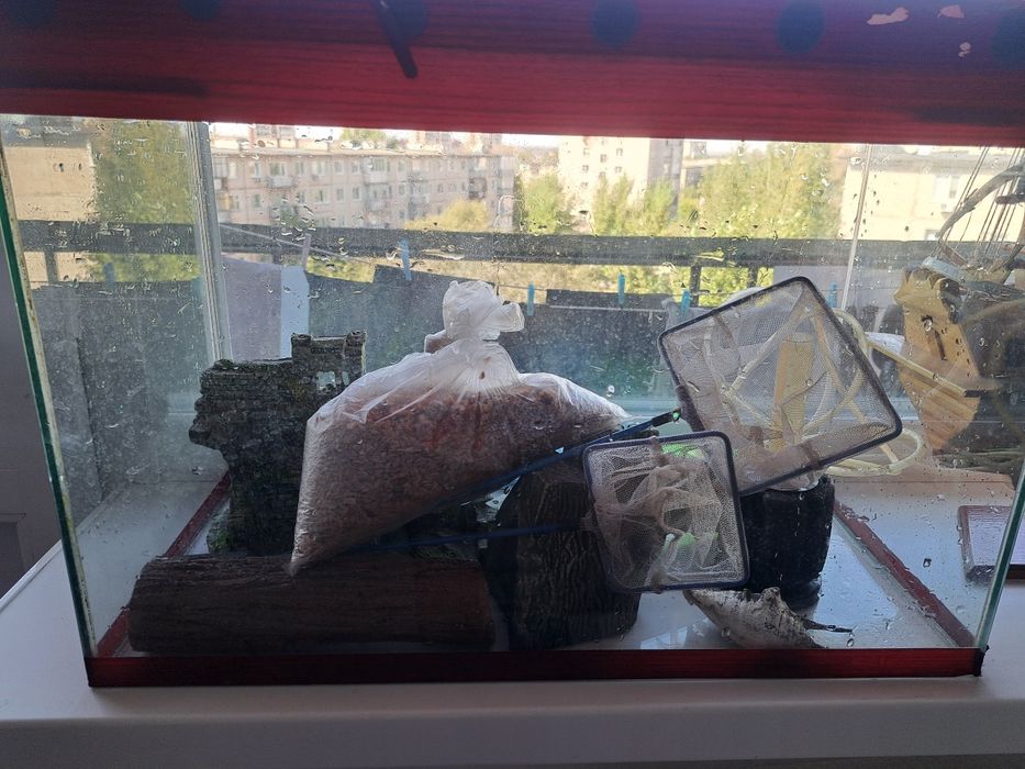 Продам аквариум 40л