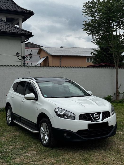Nissan Qashqai+2