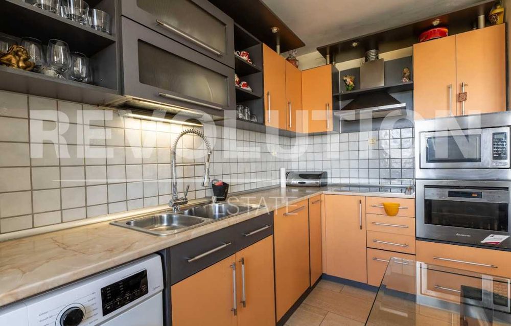 Дава се под наем Тристаен апартамент в Пловдив, Кършияка - 90 кв.м за 450 € - Снимка #1