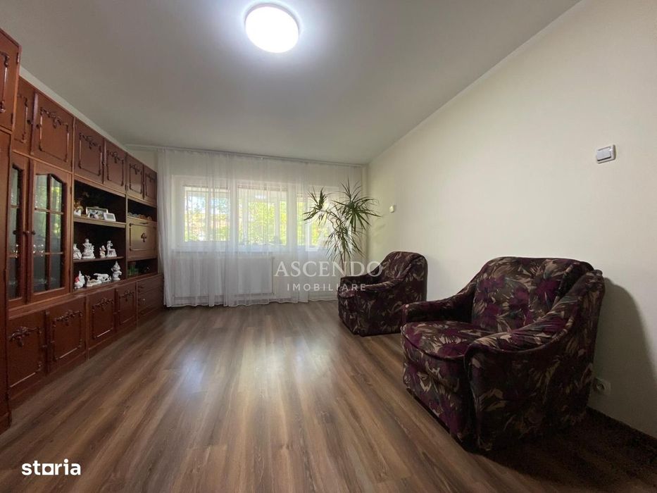 Apartament 4 camere | Etaj 1 | Bulevard principal | Alexandria