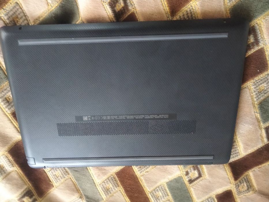 Laptop HP  Model RTL8821CE
