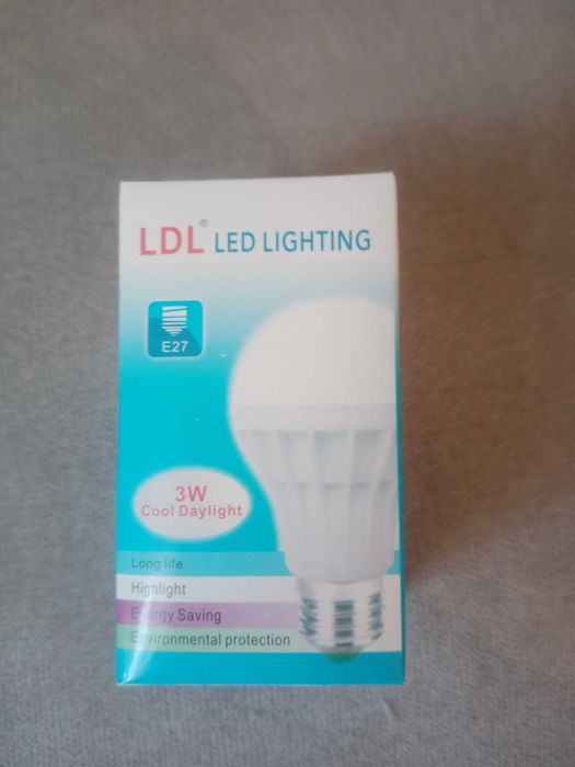 Продаю  лампочки