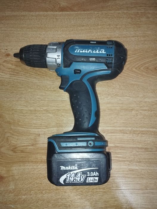 Продавам винтоверт Makita 14.4V