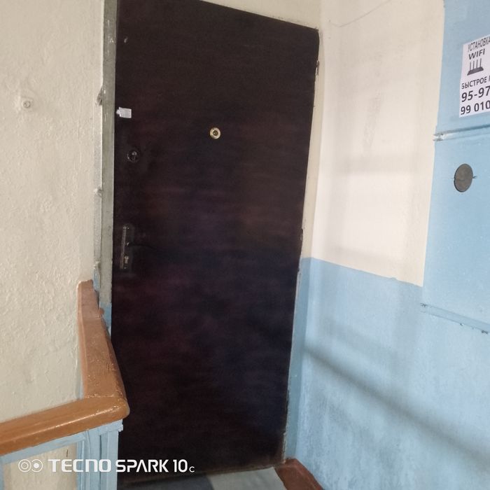 Temir eshik sotiladi xolati yaxshi