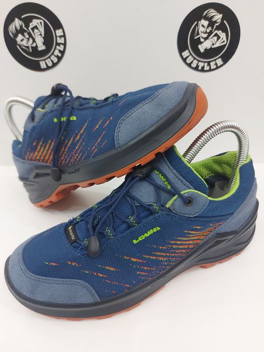 Туристически обувки LOWA. Номер 36