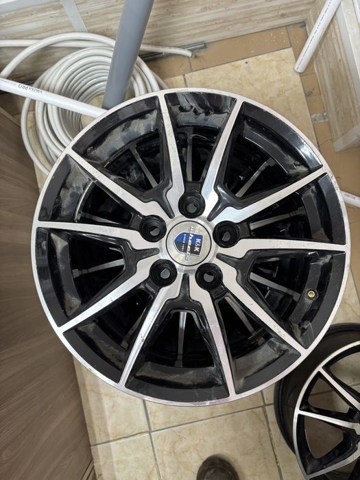 Продам диски r16